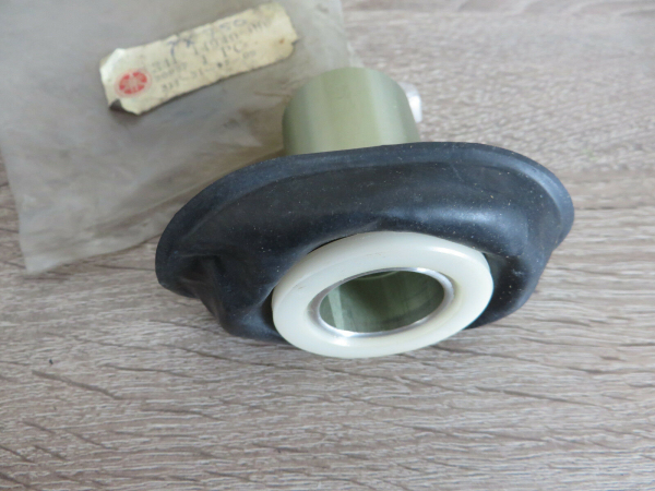 Yamaha Vergaser Membran Gasschieber TX750 carb Diaphragm NOS  Original Ersatzteil – MG-Teileshop